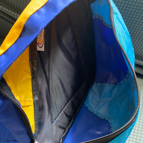 Vintage Disney bag/ backpack - Picture 3 of 15